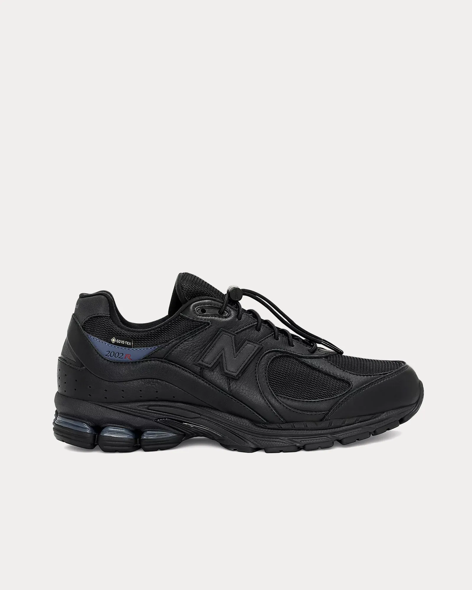 2002r Gore-Tex Black / Vintage Indigo Low Top Sneakers