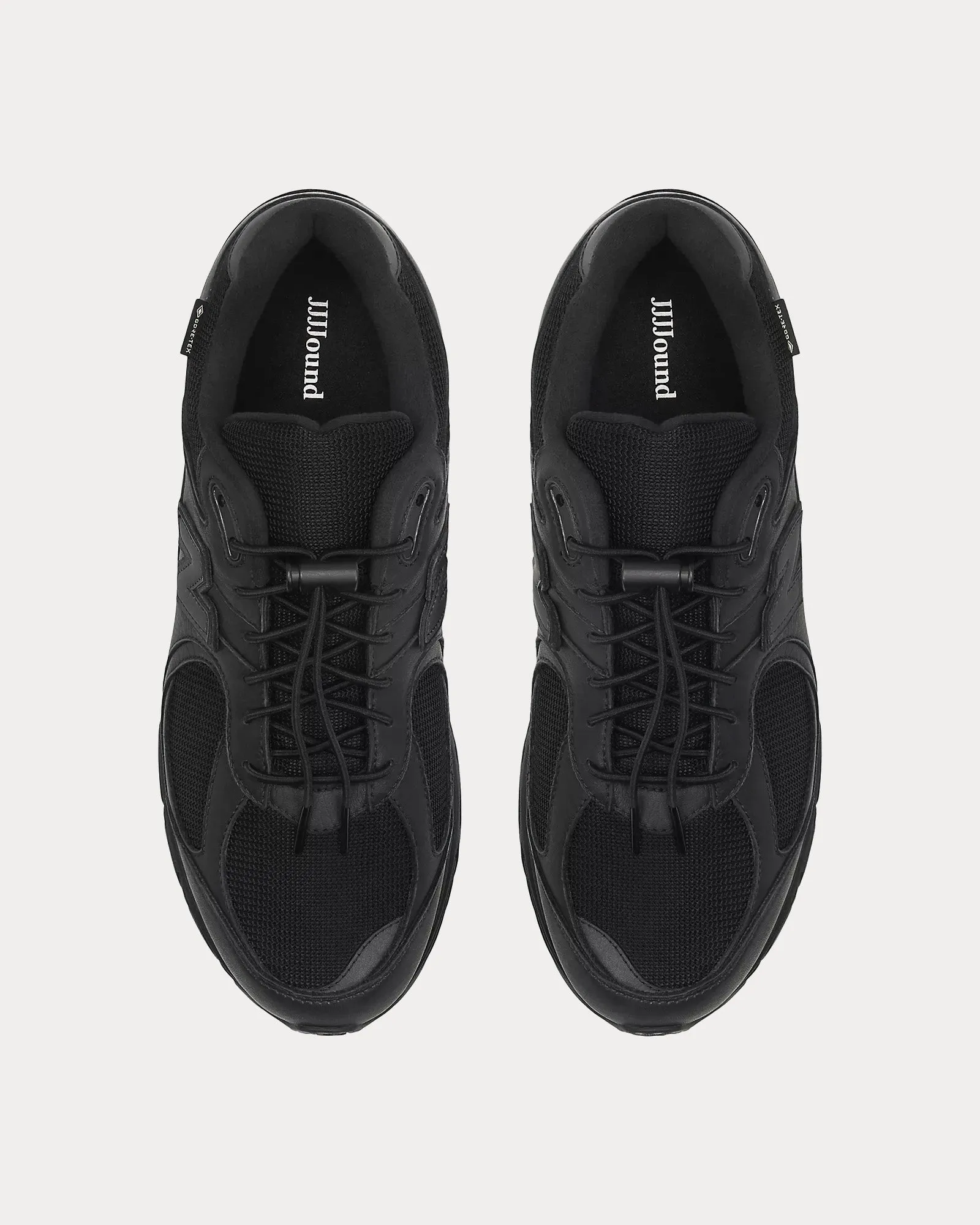 2002r Gore-Tex Black / Vintage Indigo Low Top Sneakers