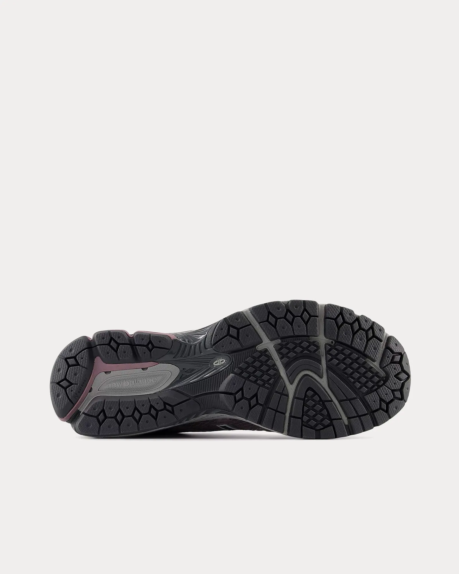 860V2 Ice Wine / Magnet / Raincloud Low Top Sneakers