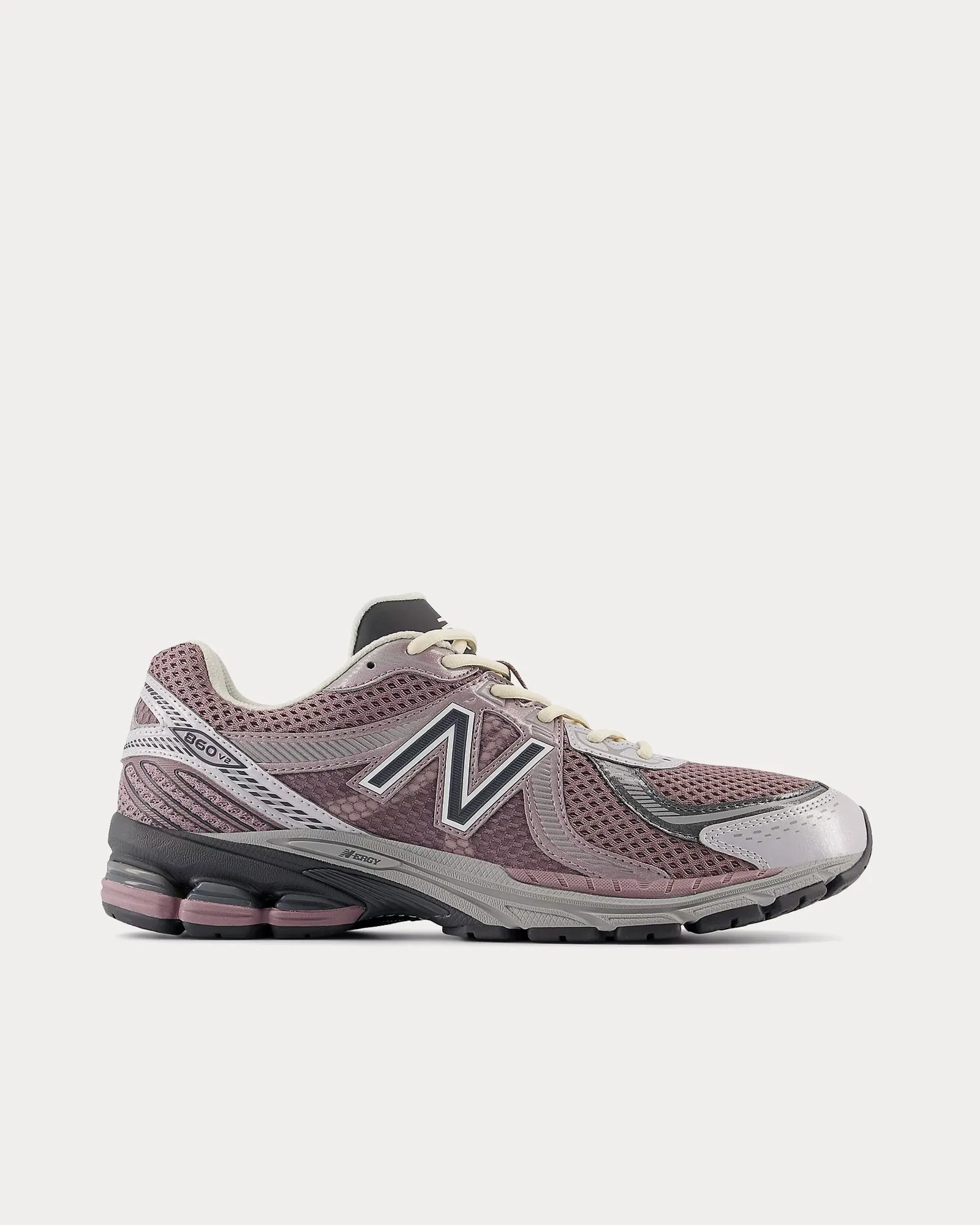860V2 Ice Wine / Magnet / Raincloud Low Top Sneakers