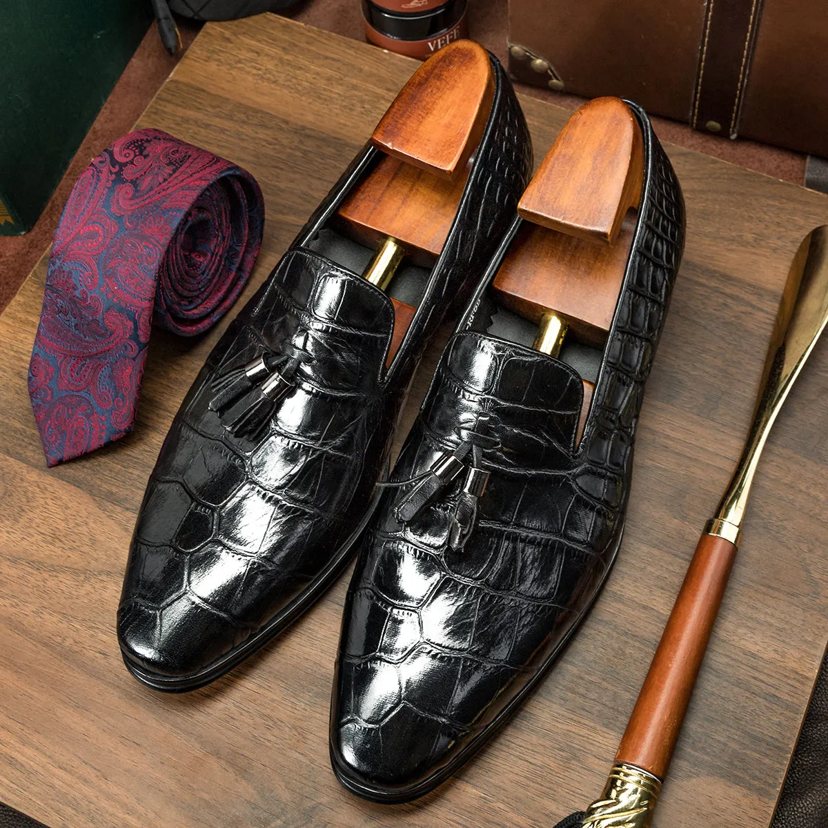 Black Slip-on luxury men's loafer