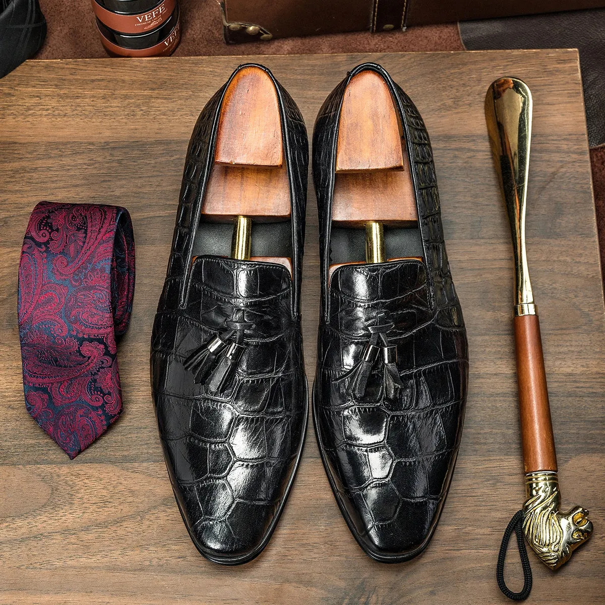 Black Slip-on luxury men's loafer