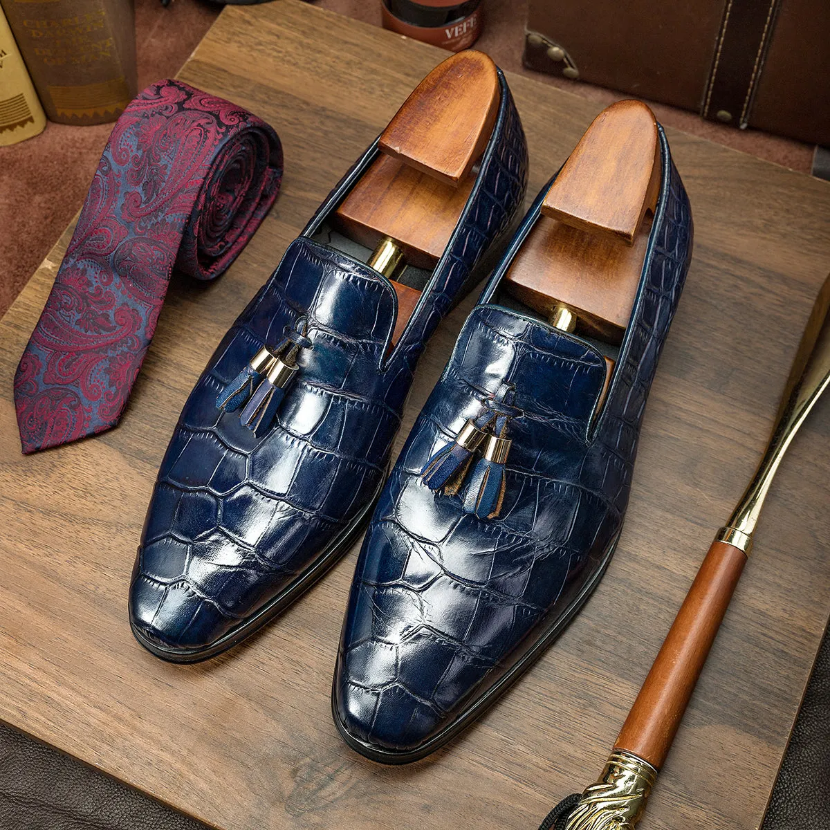 Black Slip-on luxury men's loafer