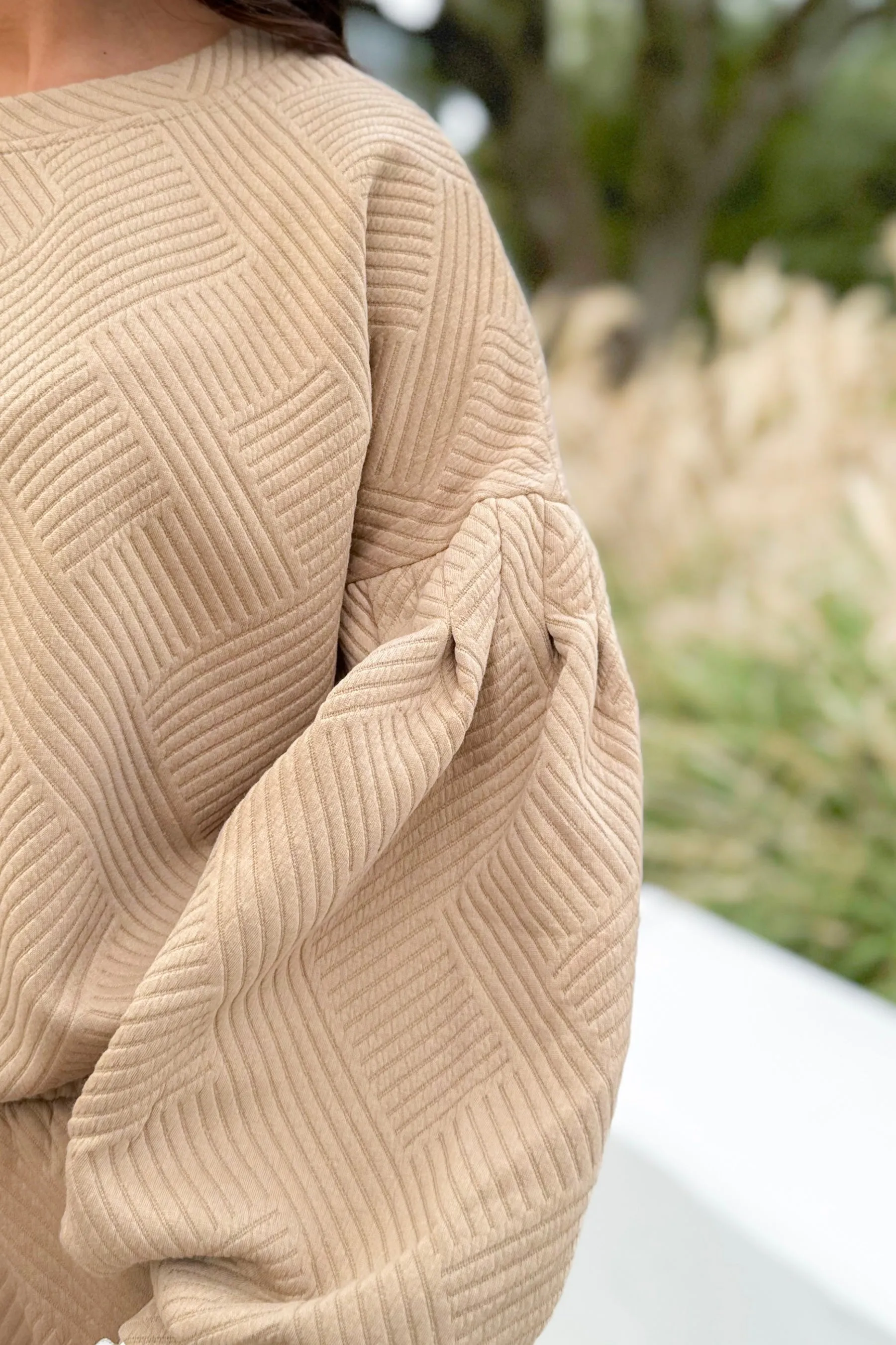 Closer Than Ever Quilted Balloon Sleeve Top