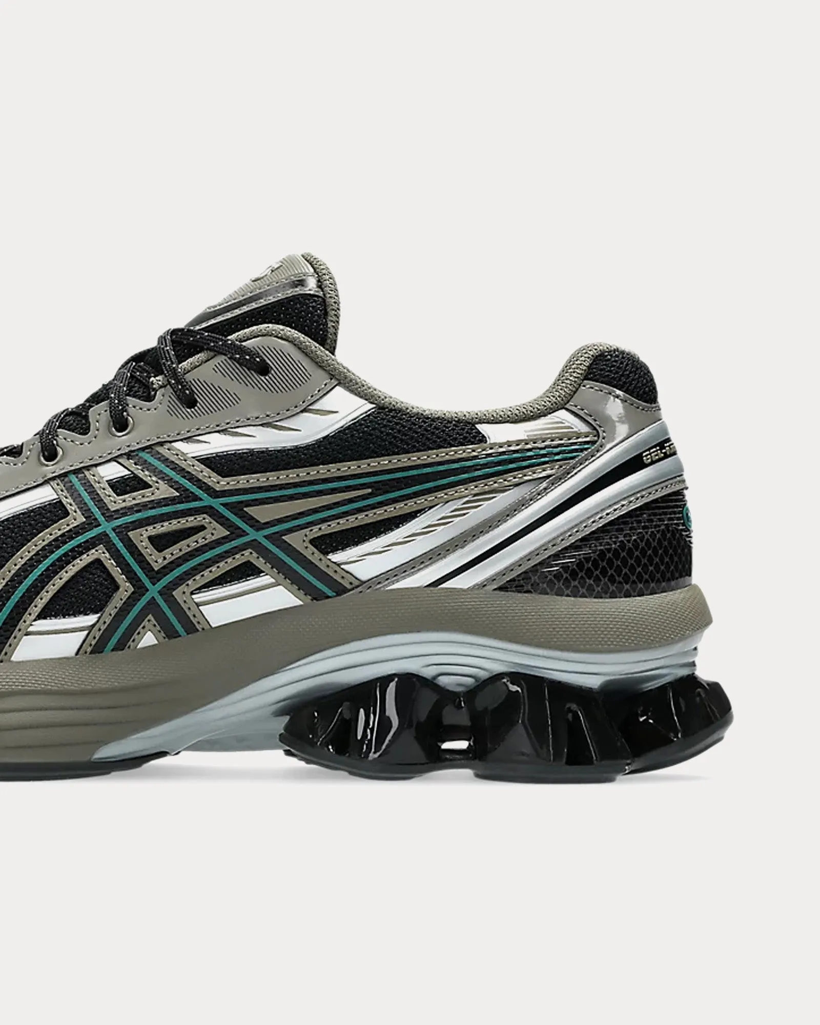 Gel-Kinetic Fluent Black / Dark Taupe Low Top Sneakers