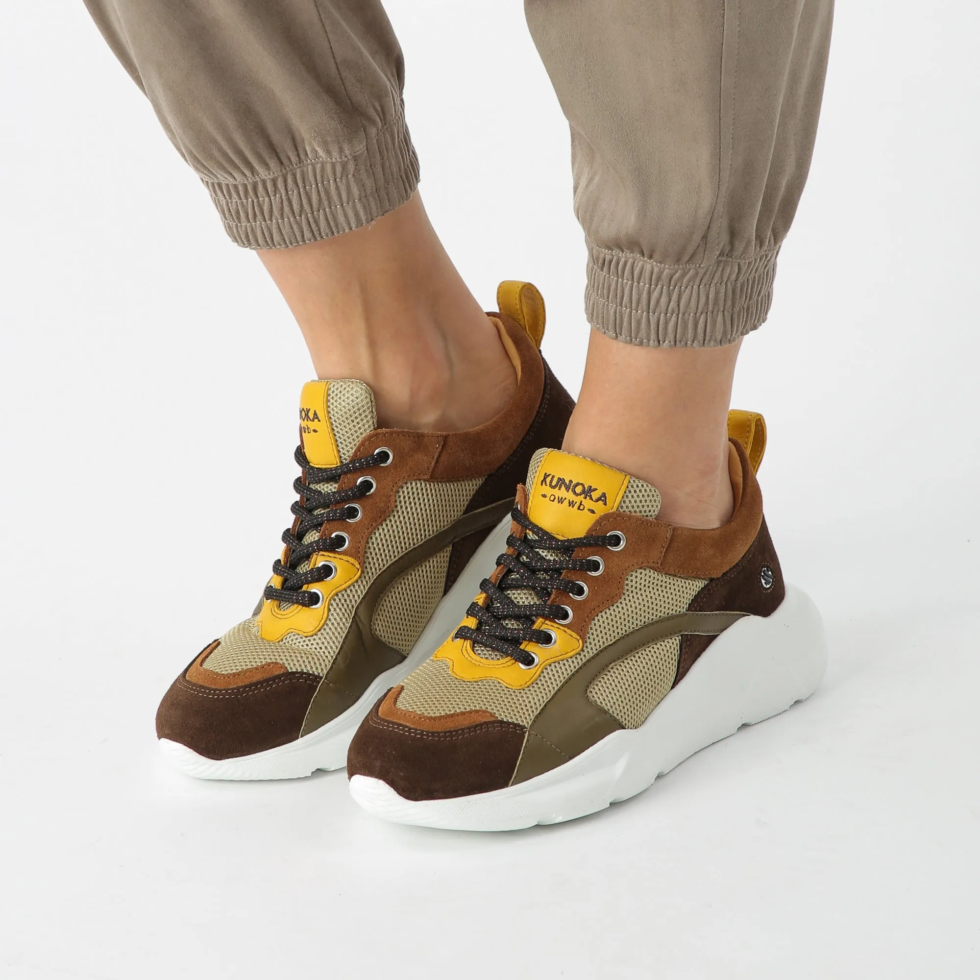 IZZI platform sneaker - earth