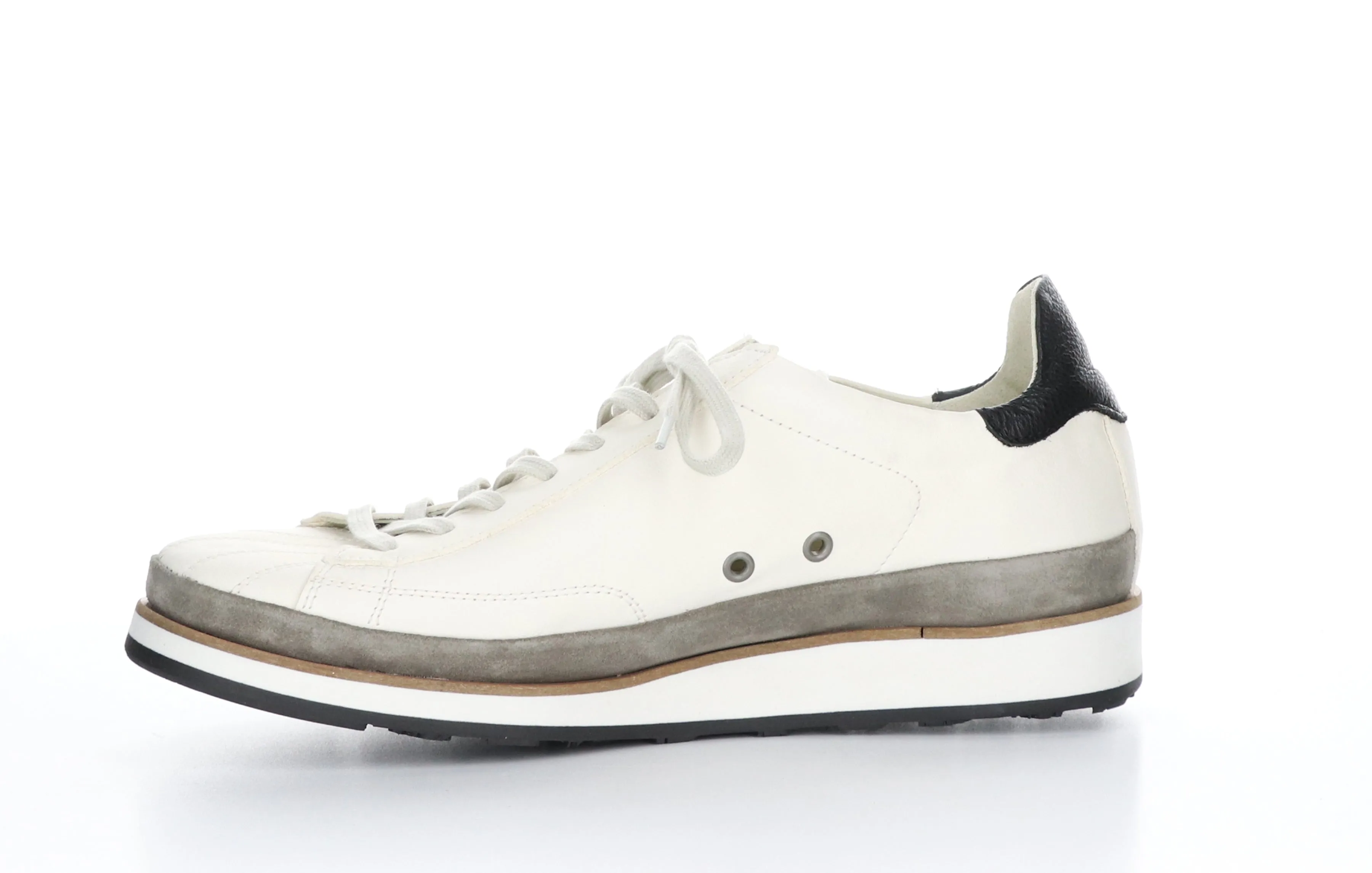 JOMA702FLY Bio/Oil Suede Off White/Lt. Grey (Black) Lace-up Shoes