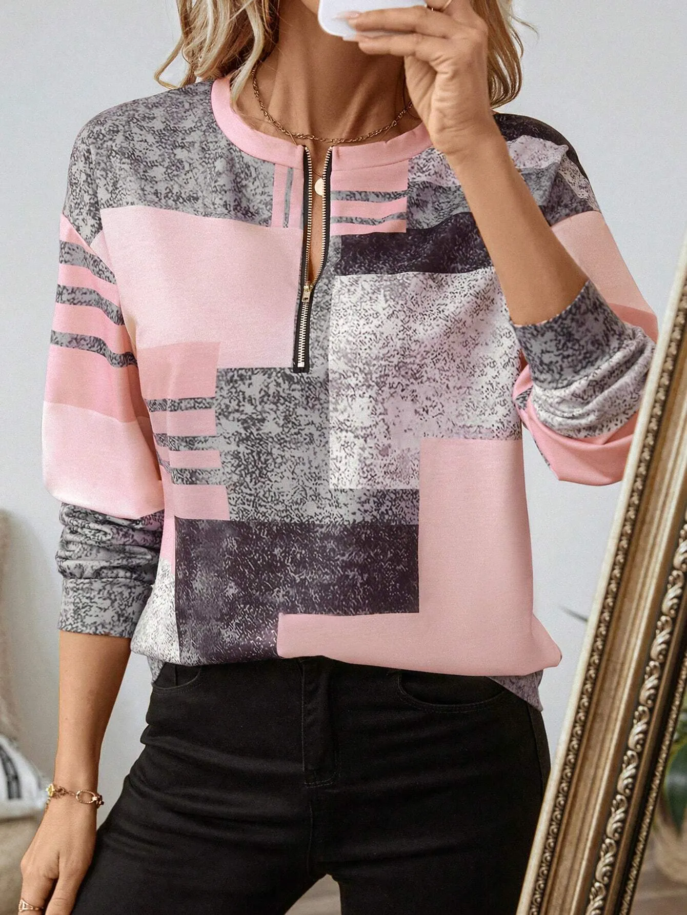 Karina | Chic Vintage Sweatshirt