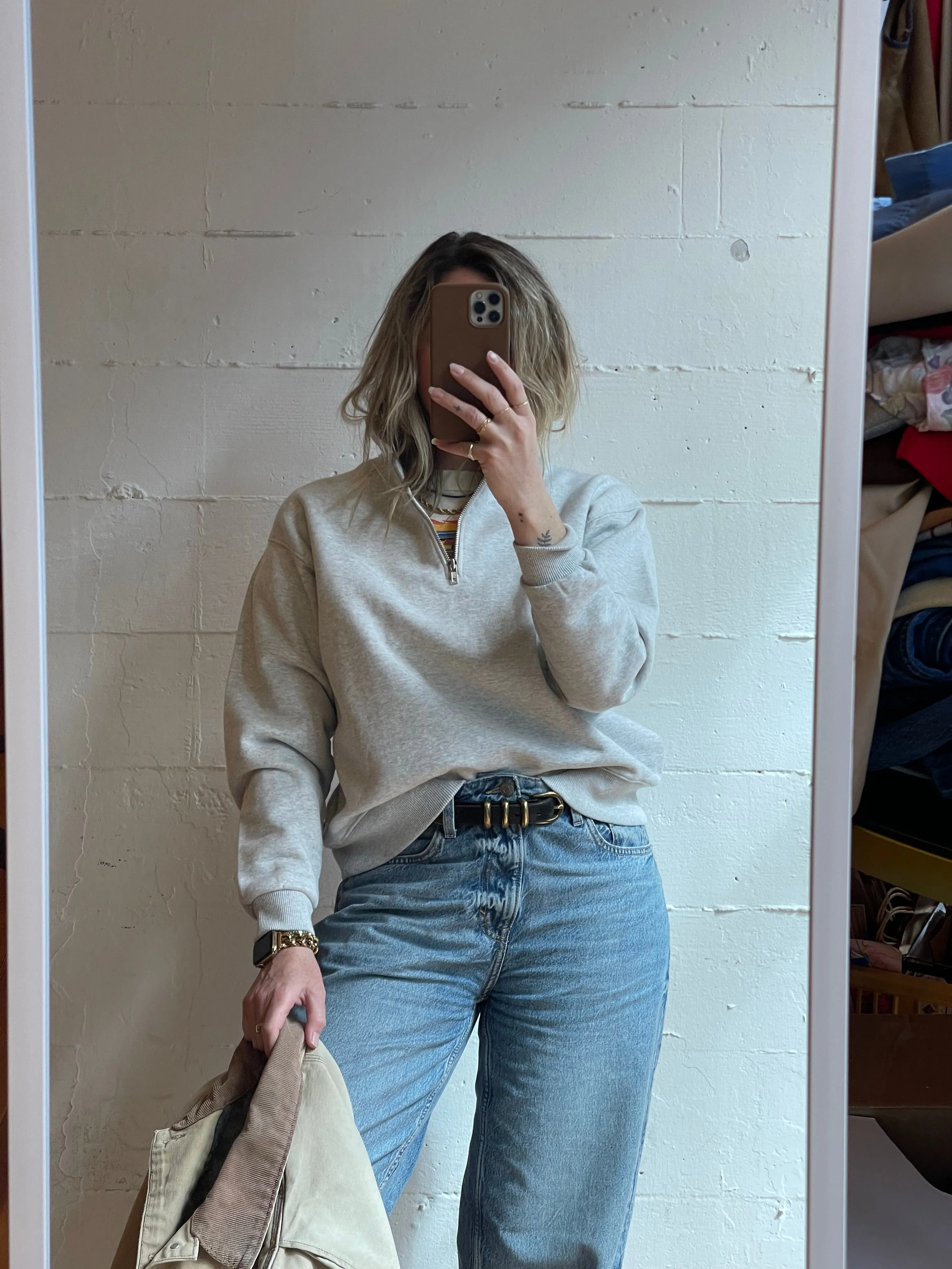 Le Bon Shoppe Noah Top in GREY - ( select size )