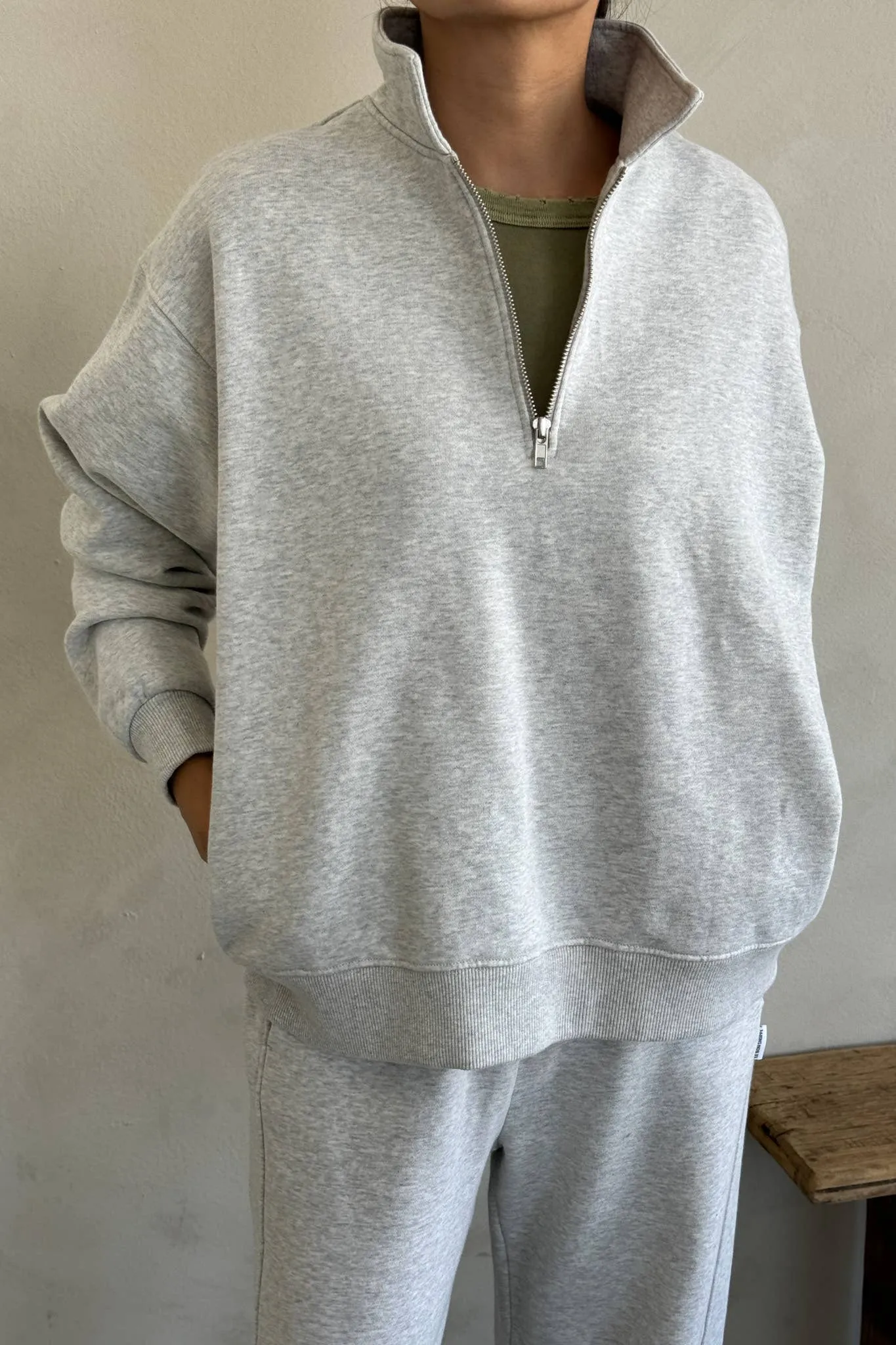 Le Bon Shoppe Noah Top in GREY - ( select size )
