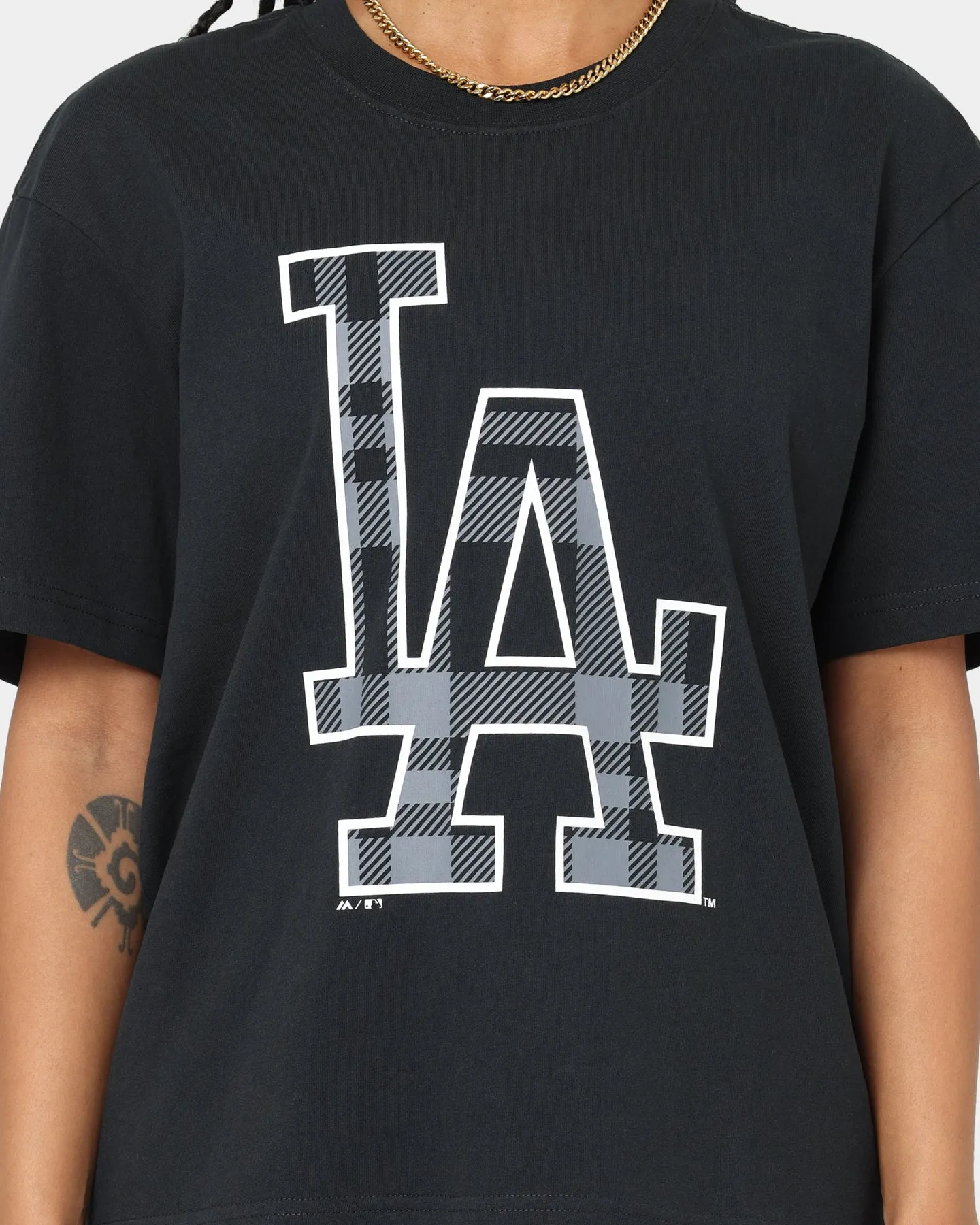Majestic Athletic Women's Los Angeles Dodgers Check Logo Boxy T-Shirt Faded Black