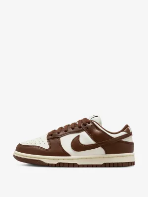 Nike Dunk Low sneakers