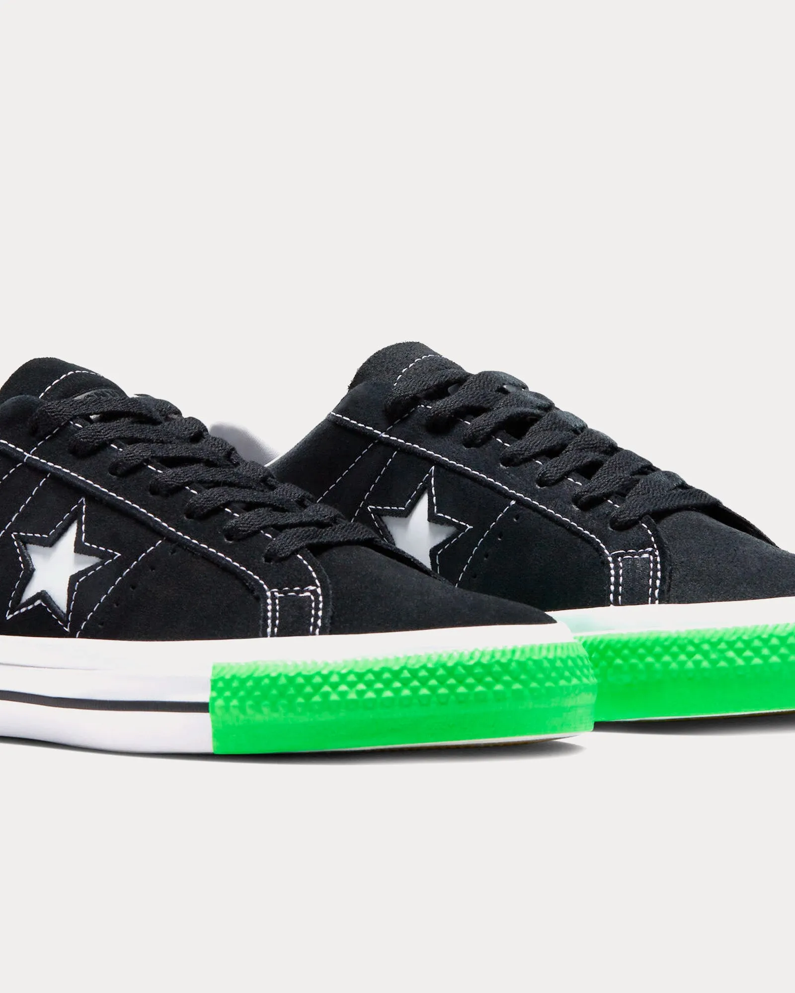 One Star Pro London Black / London Green Low Top Sneakers