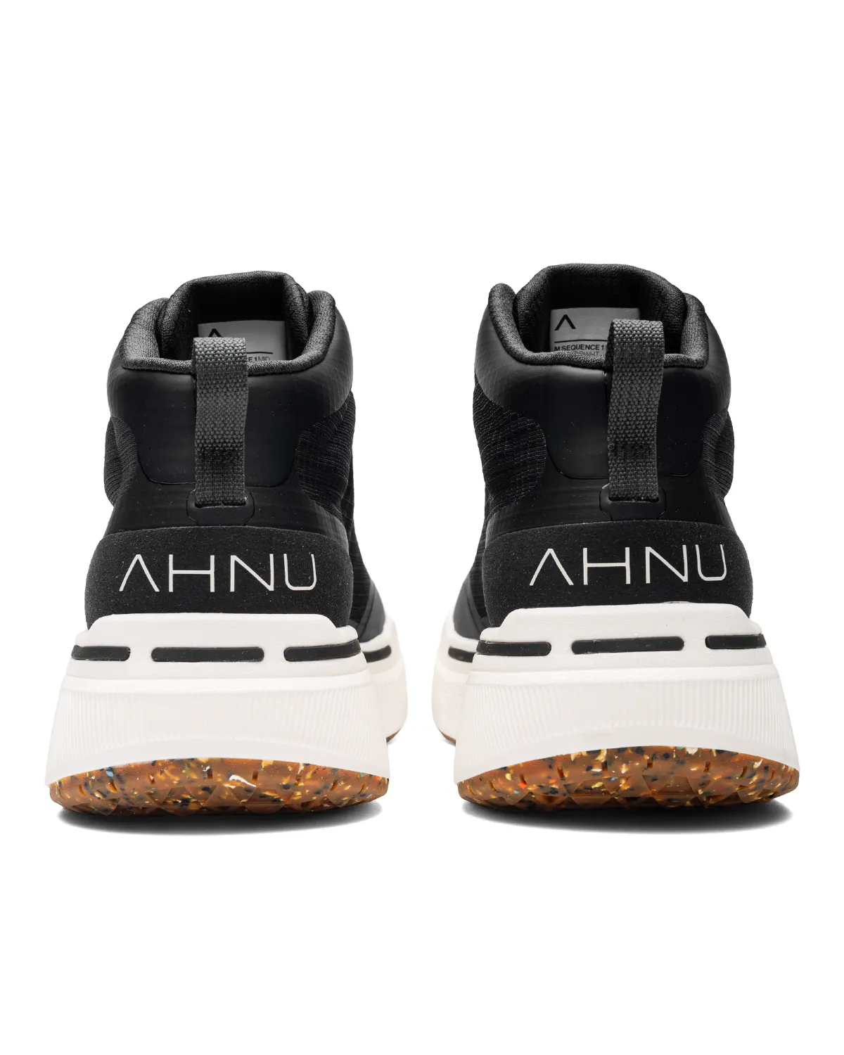 Sequence 1 Mid Black / White