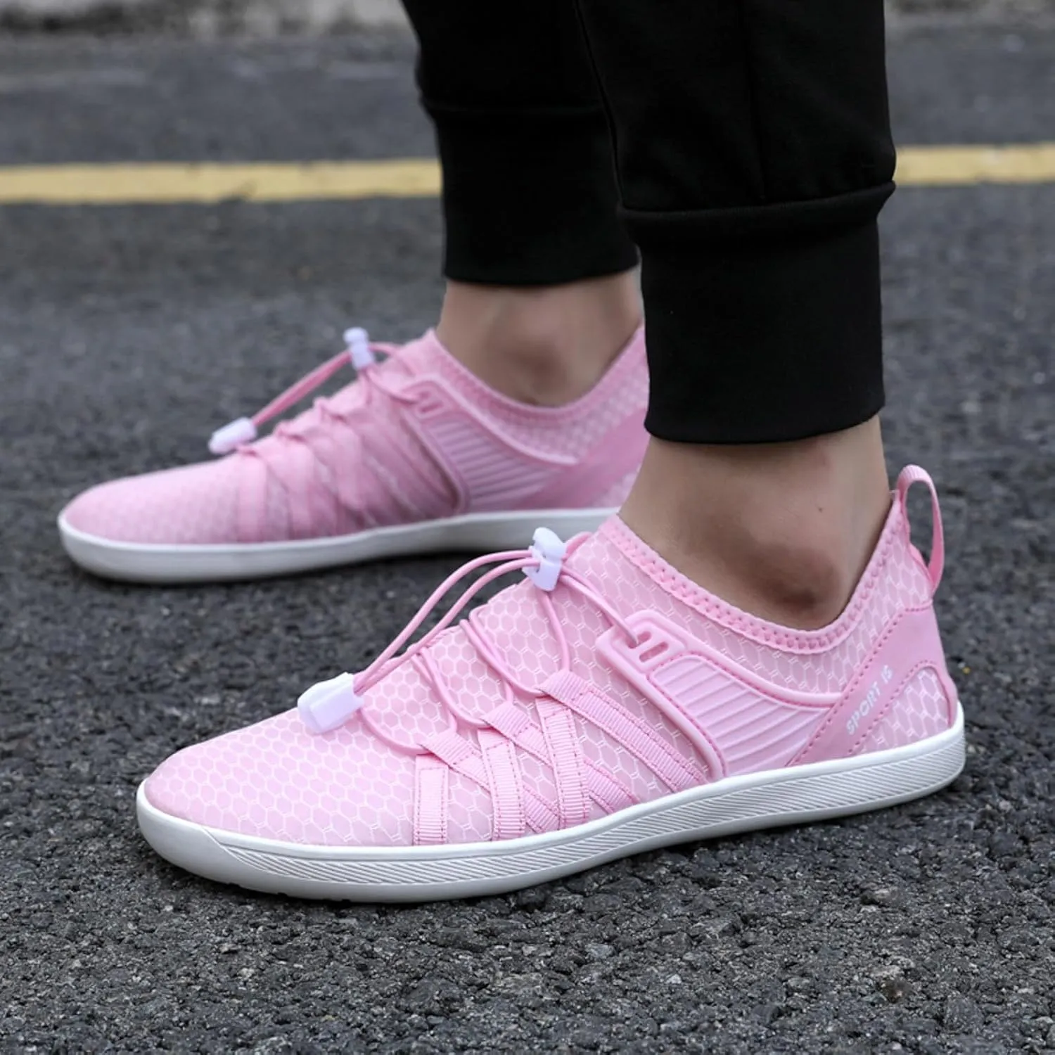 Slip on Walking Shoes for Women Comfy Knitted Non Slip Vintage Wide Running Shoes Breathable Gym Workout Shoes Fashion Lace Up Sneakers