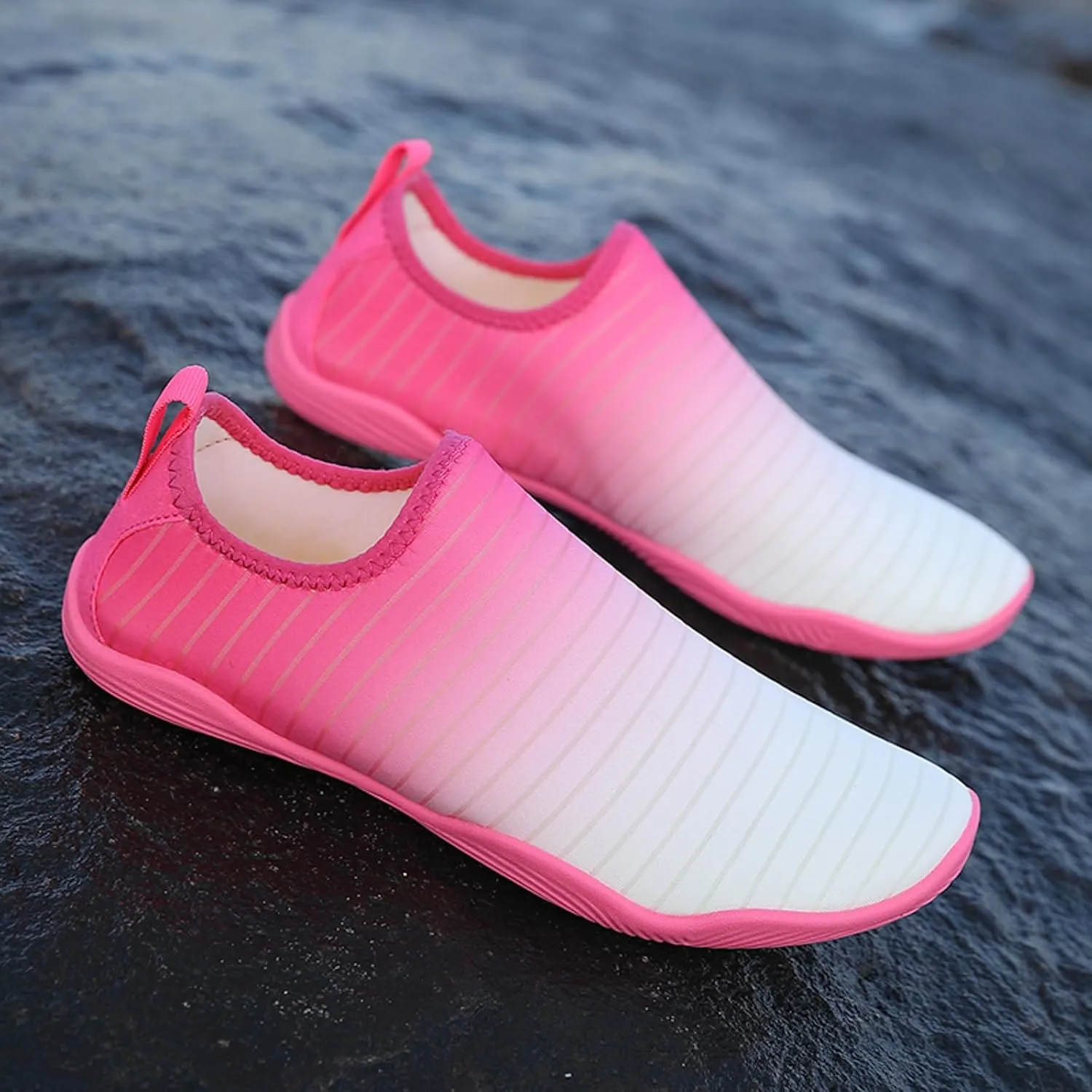 Slip on Walking Shoes Women Memory Foam Non Slip Running Shoes Wide Width Breathable Gym Workout Shoes Ladies 2024 Fashion Sneakers
