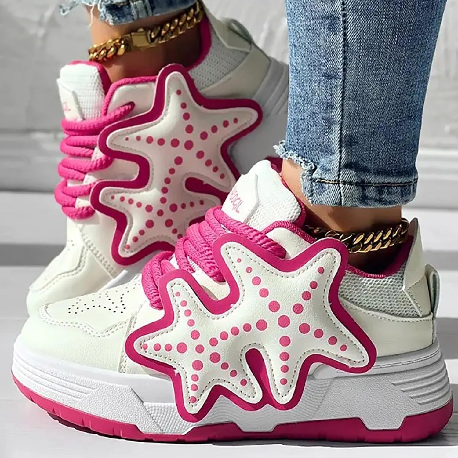 Slip on Walking Shoes Women Memory Foam Non Slip Running Shoes Wide Width Breathable Mesh Sports Workout Tennis Shoes Lightweight Sneakers Indoor Outdoor