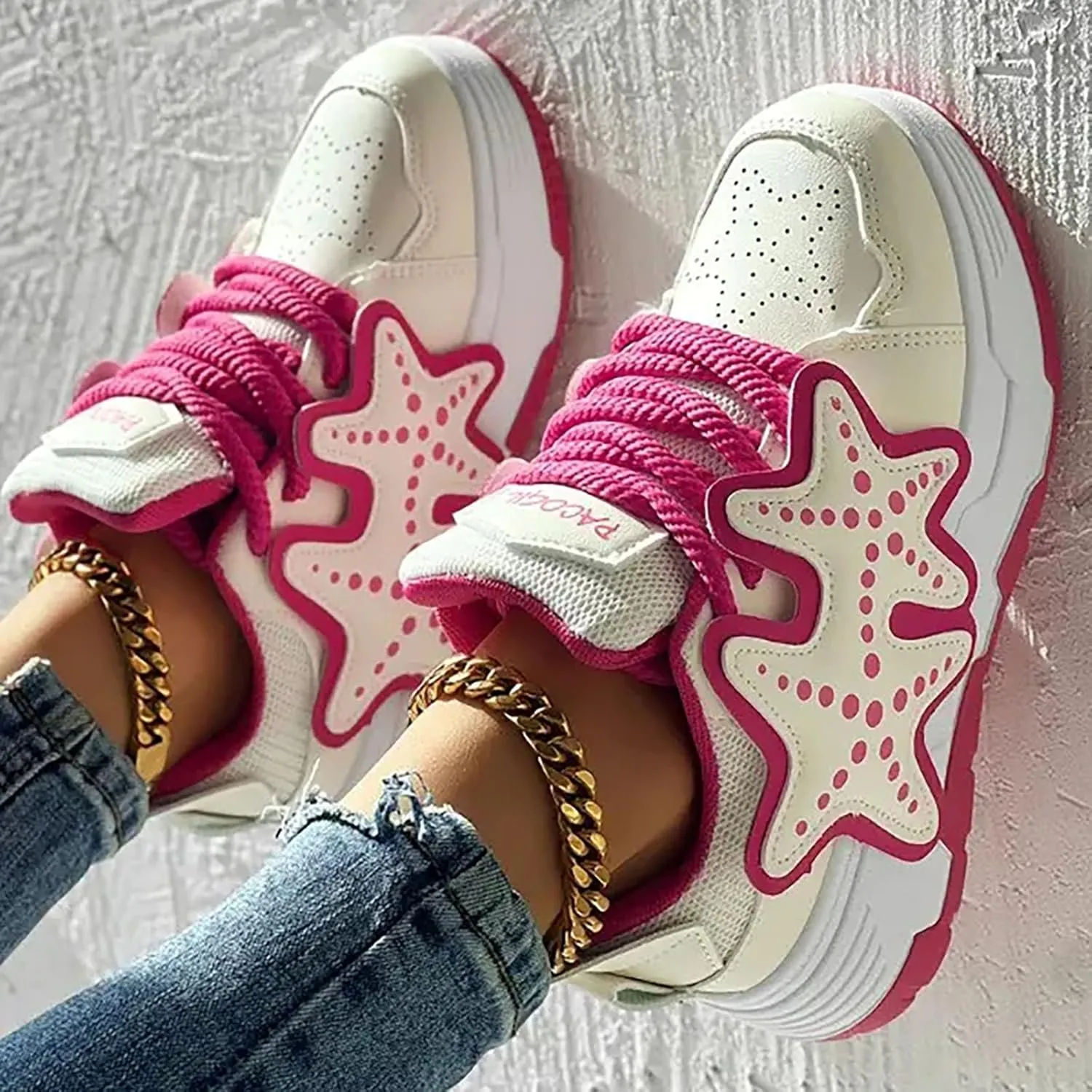 Slip on Walking Shoes Women Memory Foam Non Slip Running Shoes Wide Width Breathable Mesh Sports Workout Tennis Shoes Lightweight Sneakers Indoor Outdoor