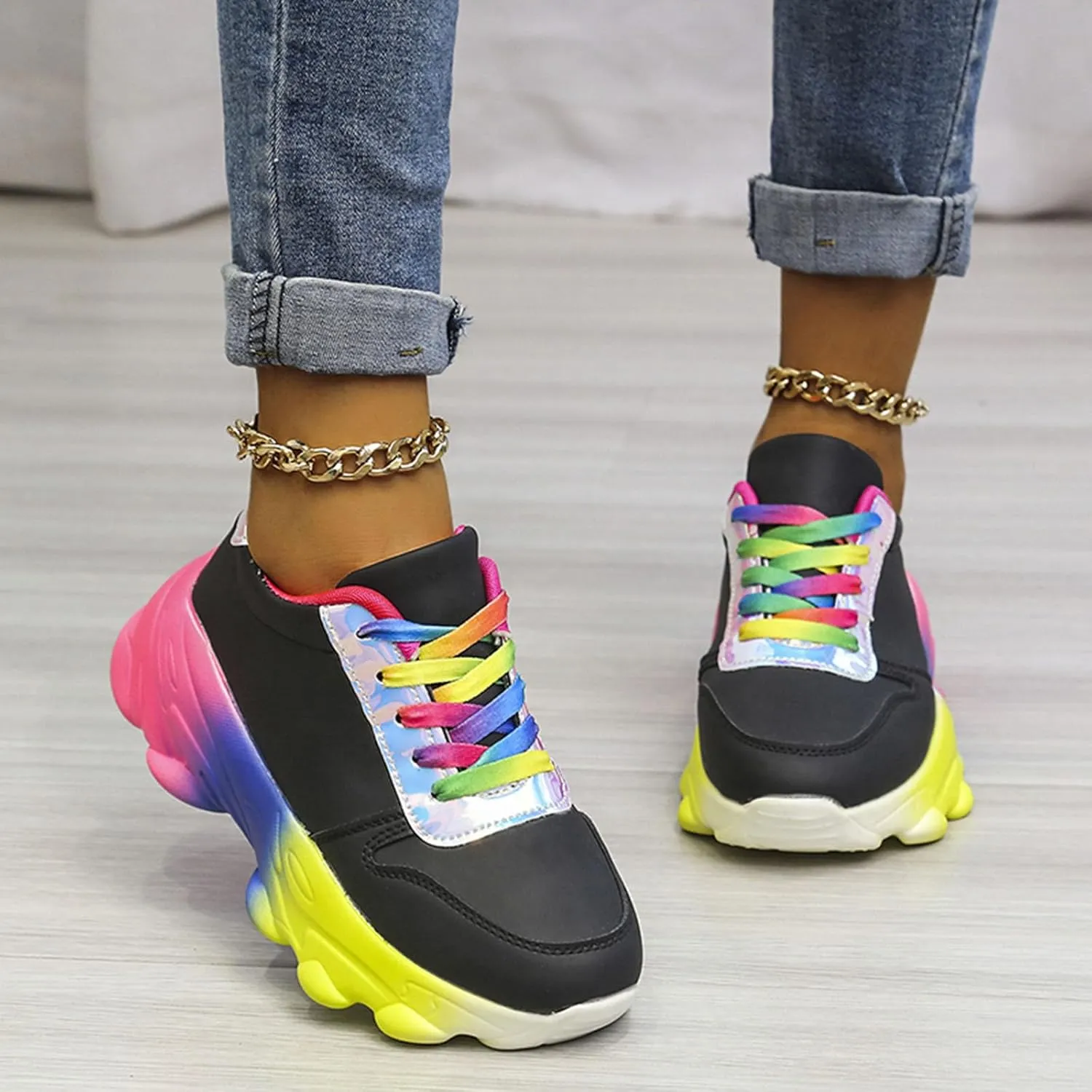 Slip on Walking Shoes Women Non Slip Memory Foam Arch Support Running Shoes PU Leather Sports Workout Tennis Shoes Ladies 2024 Fashion Sneakers