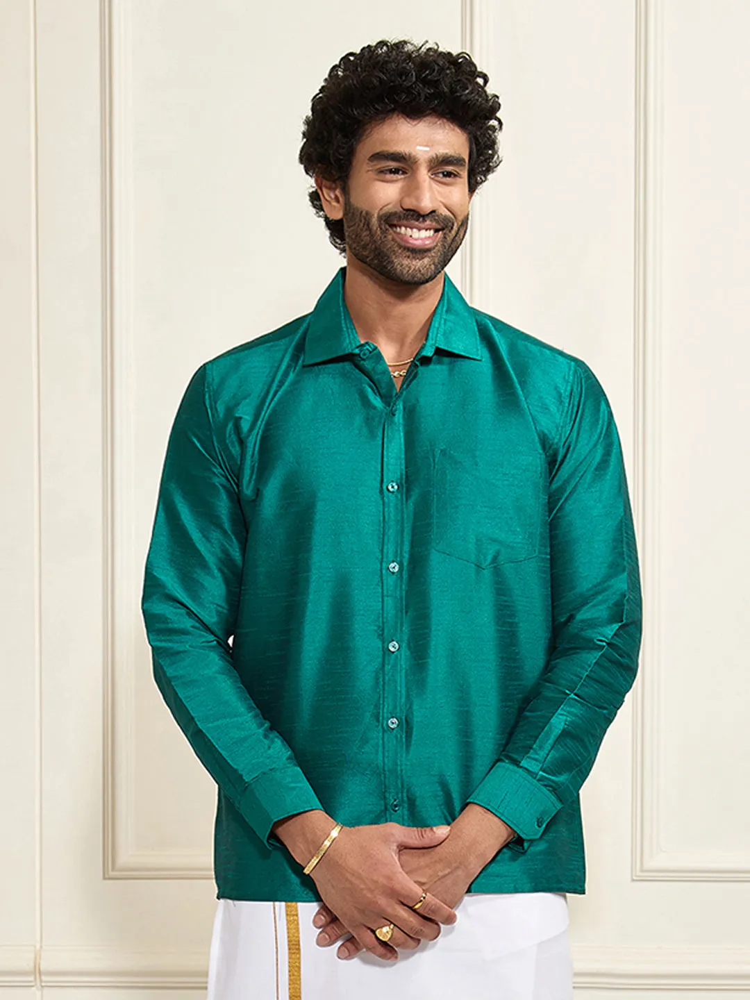 VASTRAMAY Men's Green Silk Blend Ethnic Shirt