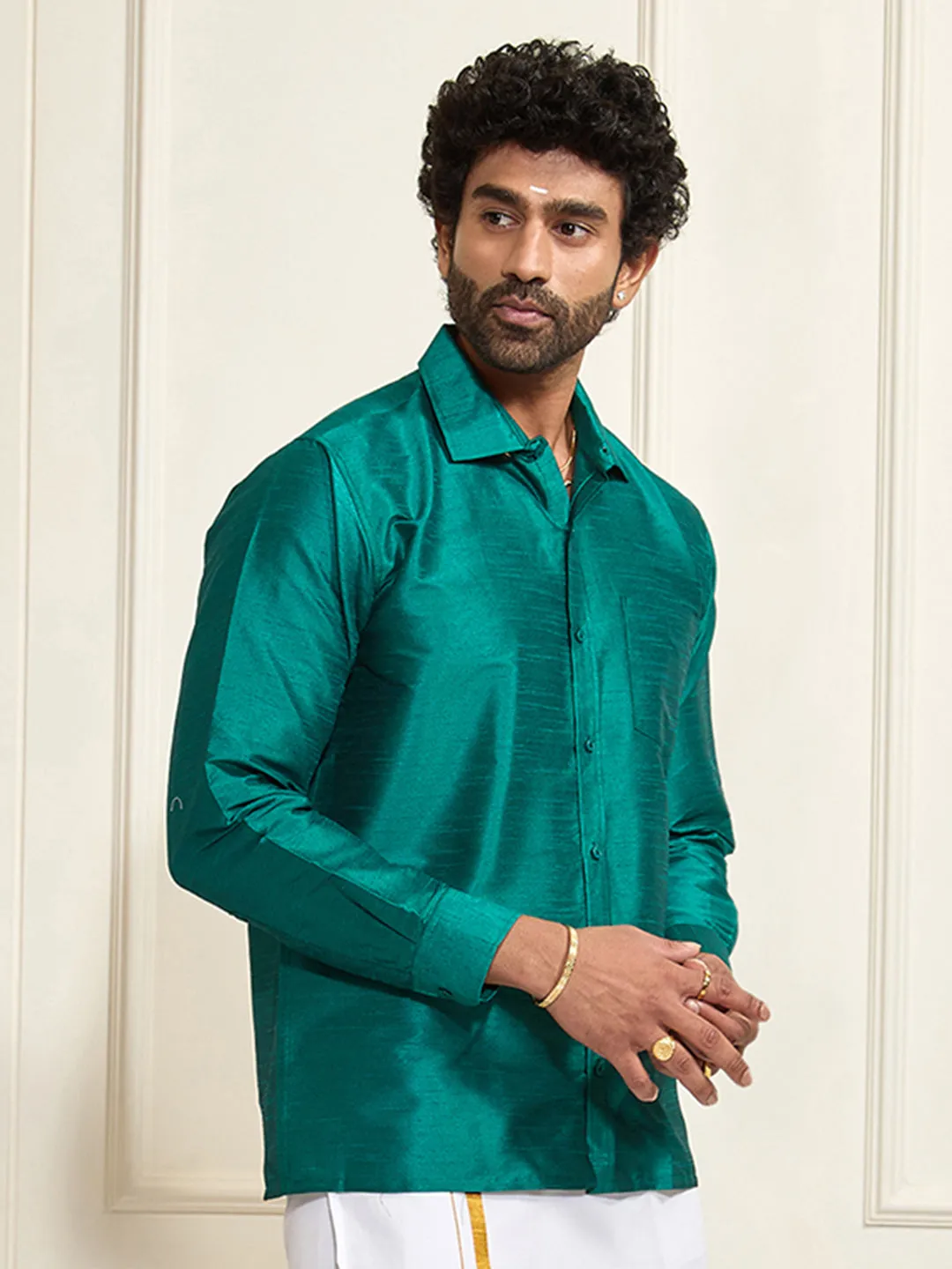 VASTRAMAY Men's Green Silk Blend Ethnic Shirt
