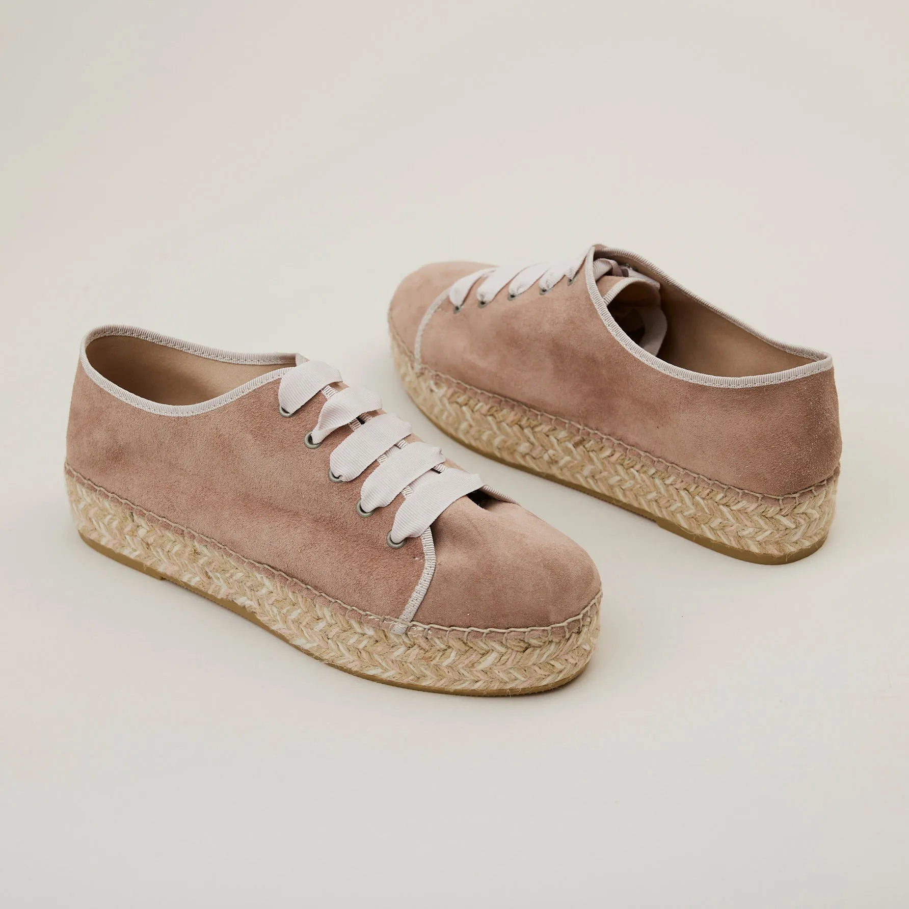 Viguera Nude Suede Trainers