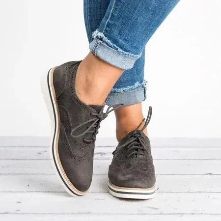 Women's Lace Up Perforated Oxfords Shoes