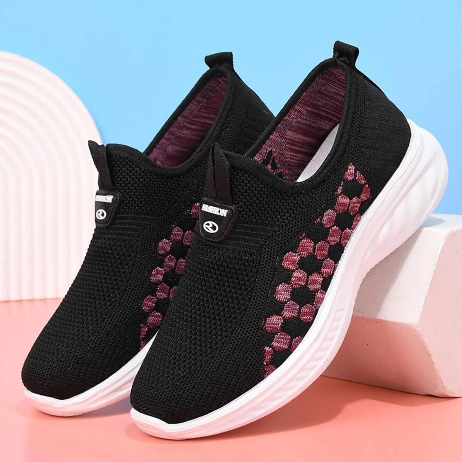 Women's Slip on Walking Shoes Memory Foam Non Slip Arch Support Running Shoes Breathable Gym Workout Shoes Fashion Lace Up Sneakers