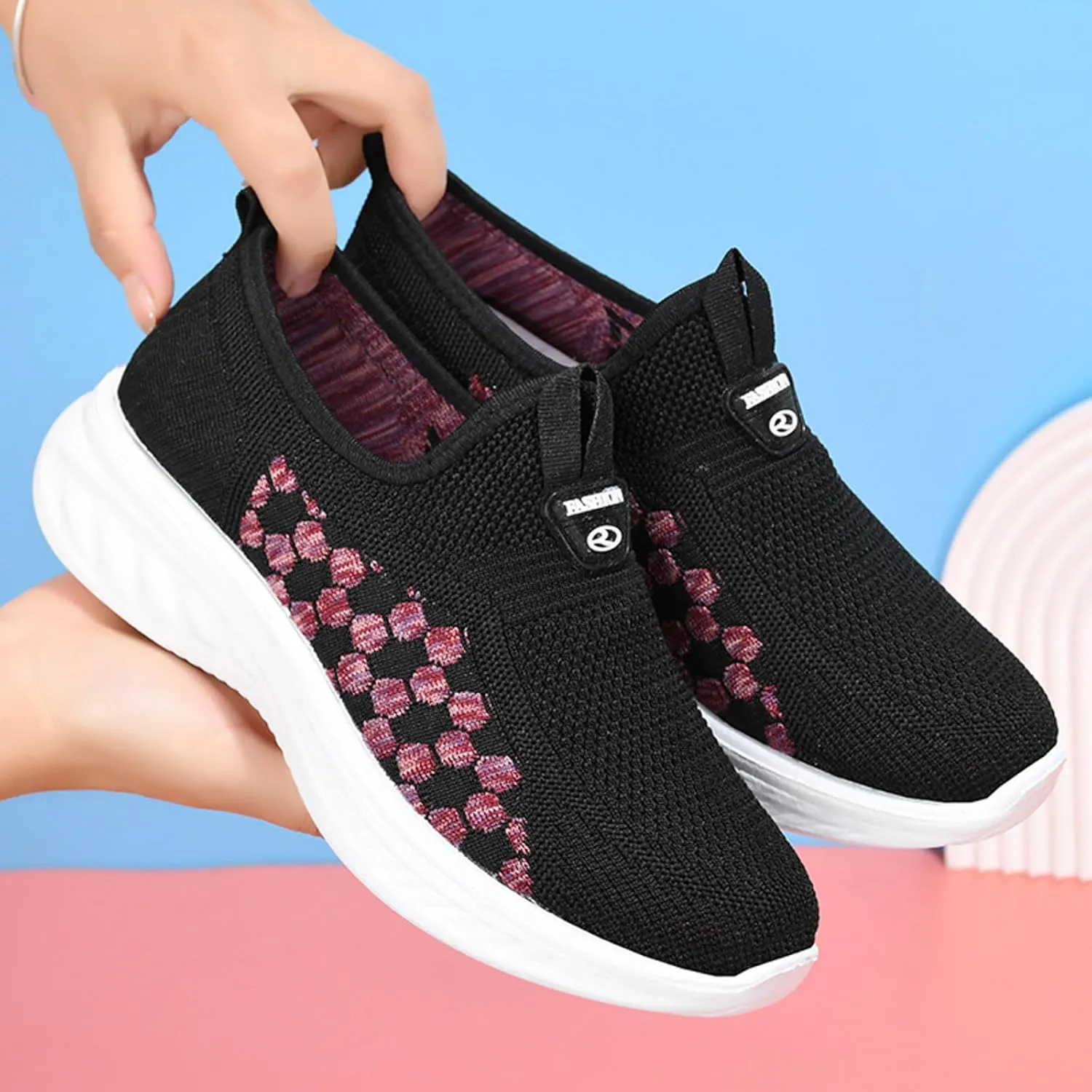 Women's Slip on Walking Shoes Memory Foam Non Slip Arch Support Running Shoes Breathable Gym Workout Shoes Fashion Lace Up Sneakers