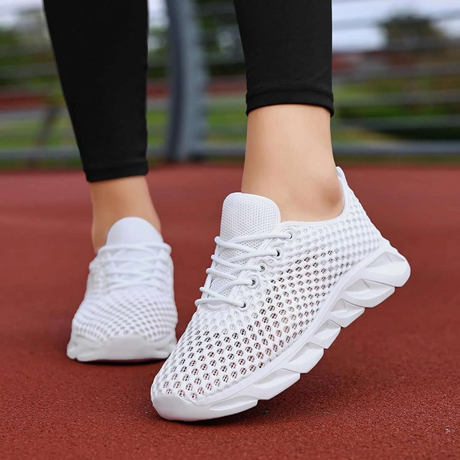 Womens Walking Shoes Slip on Non Slip Memory Foam Comfortable Running Shoes Breathable Gym Workout Shoes Lightweight Fashion Sneakers